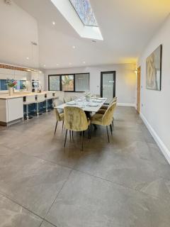 Potter House - Sleeps 8 - Keyworth - Nottingham - 7