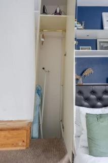 Studio Flat in Victorian West Kensington Mansion with balcony - Londra - 9