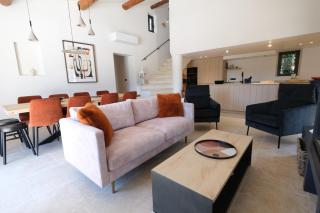provencal house with heated pool, view of the luberon in robion - accommodates 12 people. - Robion en Luberon - 8
