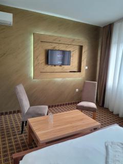 Hotel Victoria - Sarajevo - 8