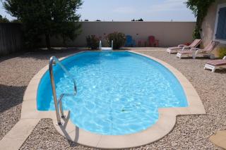 pretty holiday rental with swimming pool in isle-sur-la-sorgue, in the département of vaucluse, in provence 4 people - LʼIsle-sur-la-Sorgue - 2
