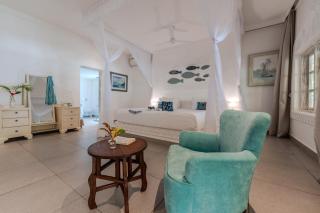 Nomad Beach Resort - 2