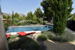 magnificent detached villa with heated swimming pool and jacuzzi, in aureille, in the alpilles – 8 people - Aureille - 0