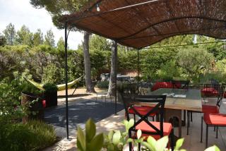 magnificent detached villa with heated swimming pool and jacuzzi, in aureille, in the alpilles – 8 people - Aureille - 3