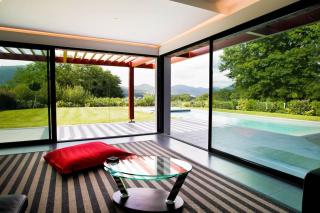 Maison basque moderne avec piscine chauffée et vue - Ascain - 8