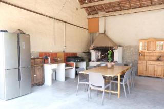 pretty detached house with swimming pool in the village of mouriès - Mouriès - 7