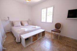 pretty detached house with swimming pool in the village of mouriès - 6