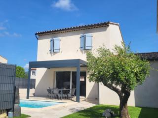 Pleasant detached villa with private swimming pool for 6 people in Lauris - Luberon. - Lauris - 9