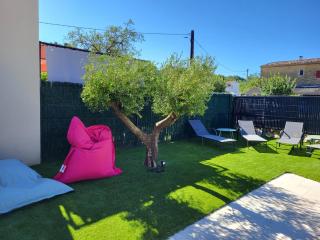 Pleasant detached villa with private swimming pool for 6 people in Lauris - Luberon. - Lauris - 3