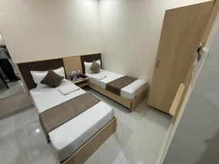 Hotel Silver Moon-200 meter Jaipur Junction - 6