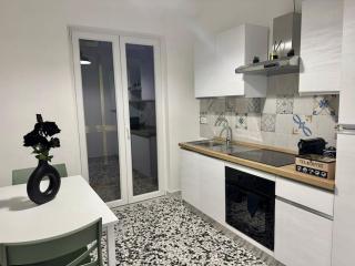 Black Angel Oak Apartment - Bari - 3