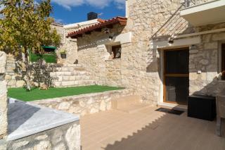 Mareu Stonehouse - - 7