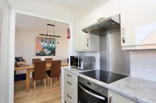 Fabulous beachfront 3 bed house with parking - 3