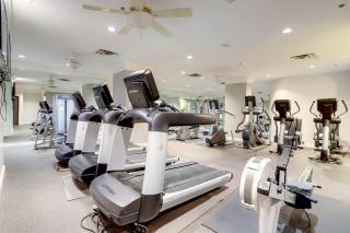 Spacious Apartment Near Quincy Park! - Arlington - 4