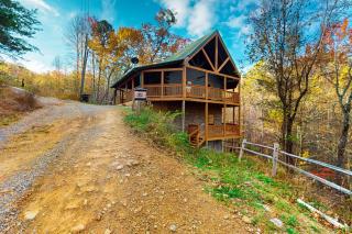 Middle of NoBear - Sevierville - 9