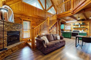 Middle of NoBear - Sevierville - 8