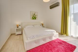 Sky Fort Apartment - Dobra Voda - 1