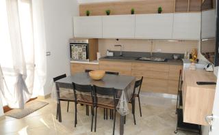 DDN House - Macchie - 1