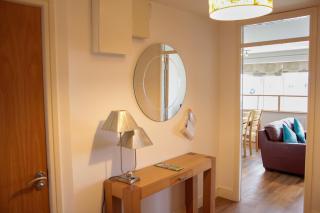 Geata na Cathrach - Galway Lakeside Apartments - Galway - 7
