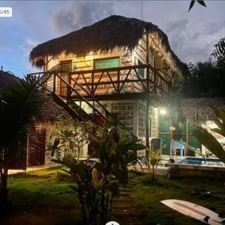 Casa de Playa con Piscina - 0