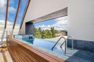 Elegância e Conforto com Piscina Aquecida by Achei - Canela - 0