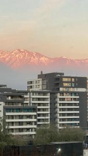 Habitación privada en nuevo depto con terraza y AC por Metro irarrazaval - Santiago - 8