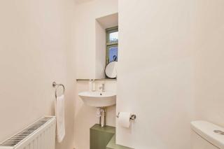 Host & Stay - Temple Terrace - 2