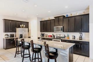 Flow Rider Heated Pool Spa & Free Water Park - Kissimmee - 2