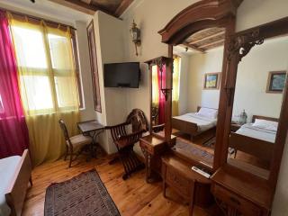 Charming Mamluk Room 7 - Bayt Yakan, Old Cairo - Cairo - 0