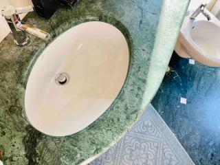 Artistic 2-bedroom condo - Milan - 4