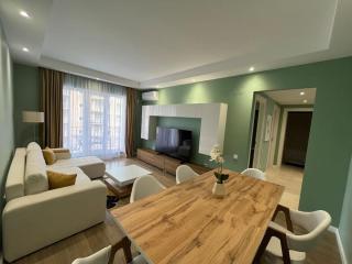 Modern 4-Rooms in Cosmopolis - Ştefăneştii de Sus - 1