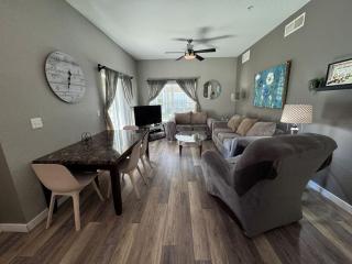 4 Bedroom 3 Bathroom Villas At SevenDwarfs 17-101 - Kissimmee - 2