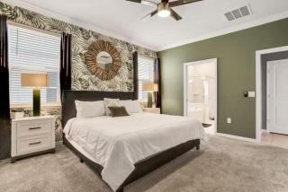 Windsor Island Incredible 8BR Pool Spa Gameroom - Davenport - 1
