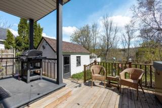 Central Picton, Games Room and steps from town - Picton - 4