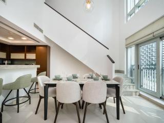 Elegant 2 Bed Downtown Duplex - Prime Location - Dubai - 4