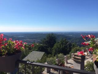 Casa Vacanze Como Brunate - Brunate - 9
