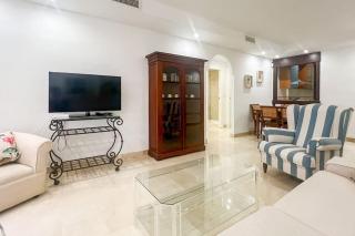 OleHolidays Oasis Marbella junto a Puente Romano - Marbella - 2