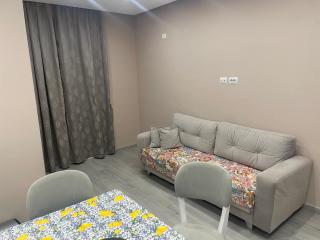 Meri Hause - Vlorë - 4