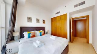 Chic Urban Retreat in Business Bay - Dubai - 6