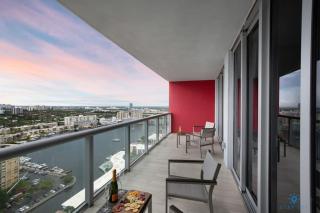 Amazing Pool Infinity View and Gym - Hallandale Beach - 9