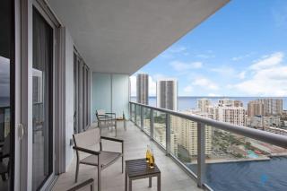 Amazing Pool Infinity View and Gym - 9