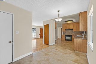 RoomL - Hayward - 2