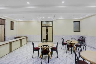Collection O Metro View Ashok Vihar Near Shalimar Bagh Metro Station - Nuova Delhi - 5