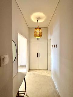 Modern 2BD with City View Near Acropolis - Athen - 3