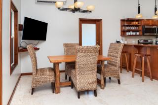 Residences at Barrier Reef 11B Partial Ocean View 2 BR by Stay Floreo - 2