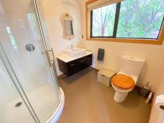 Collingwood Escape - Spacious and Modern Getaway in Collingwood with a View - Collingwood - 2