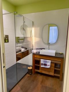 T2 standing de La tour jayan - 8