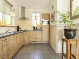 Pretty home with garden - De Koog - 8