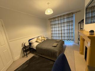 Lodge Causeway 4 bedroom house - 6