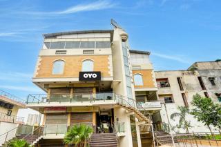 Super Townhouse RELAX SUITS A BOUTIQUE HOTEL VASUNDHARA - Ghaziabad - 9
